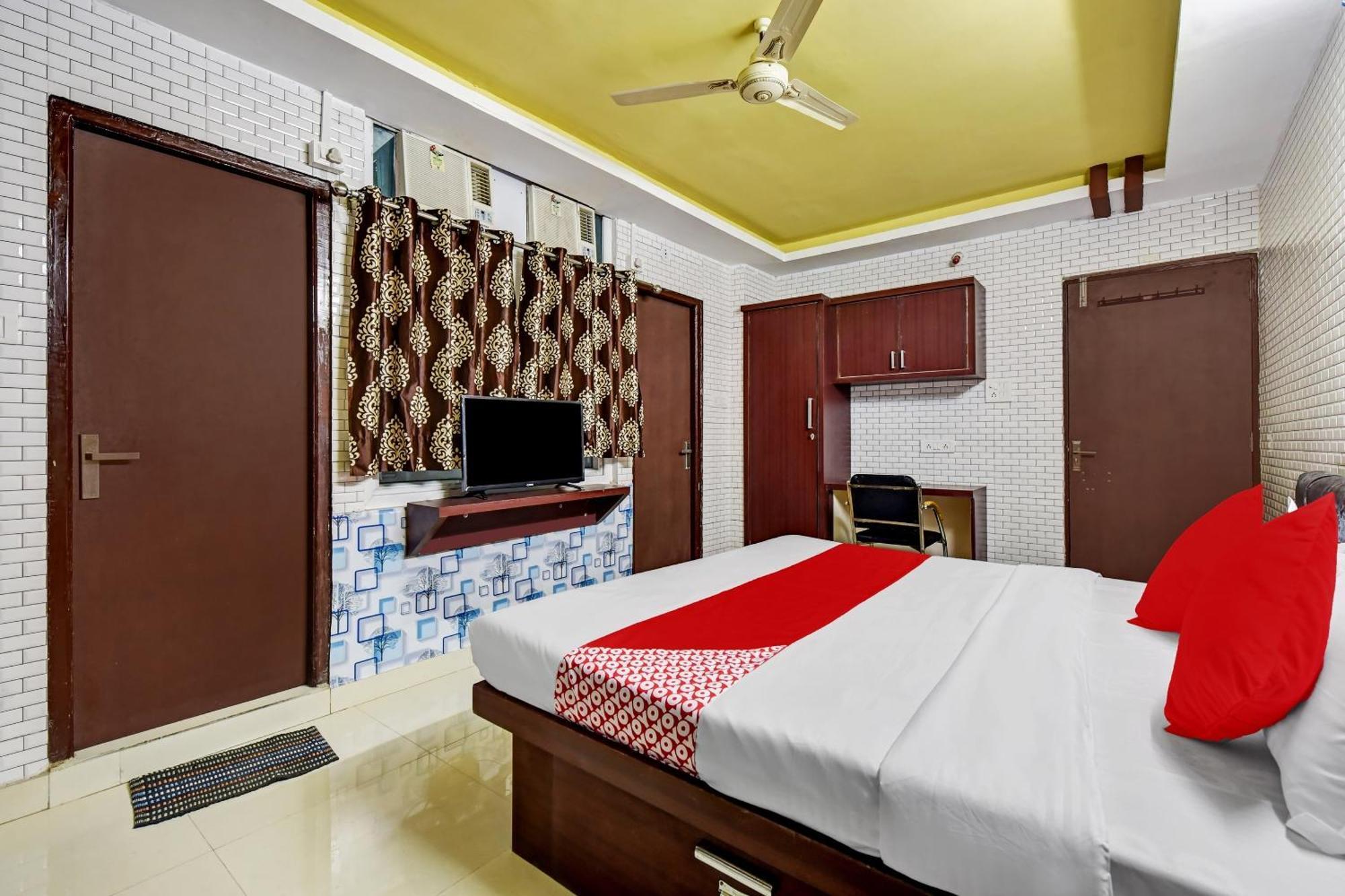 Hotel O Eleven Hotel & Banquet Kota  Bagian luar foto