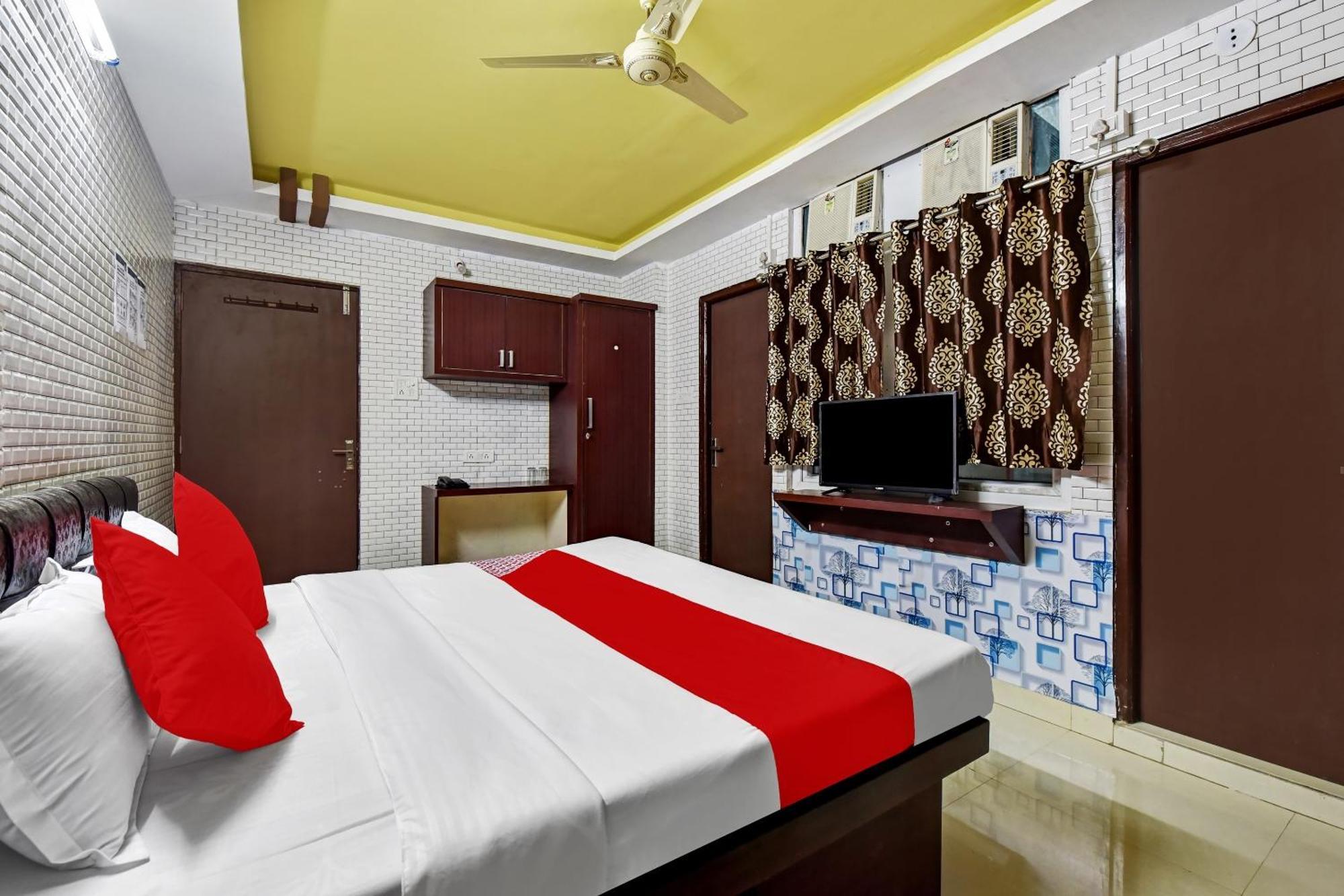 Hotel O Eleven Hotel & Banquet Kota  Bagian luar foto