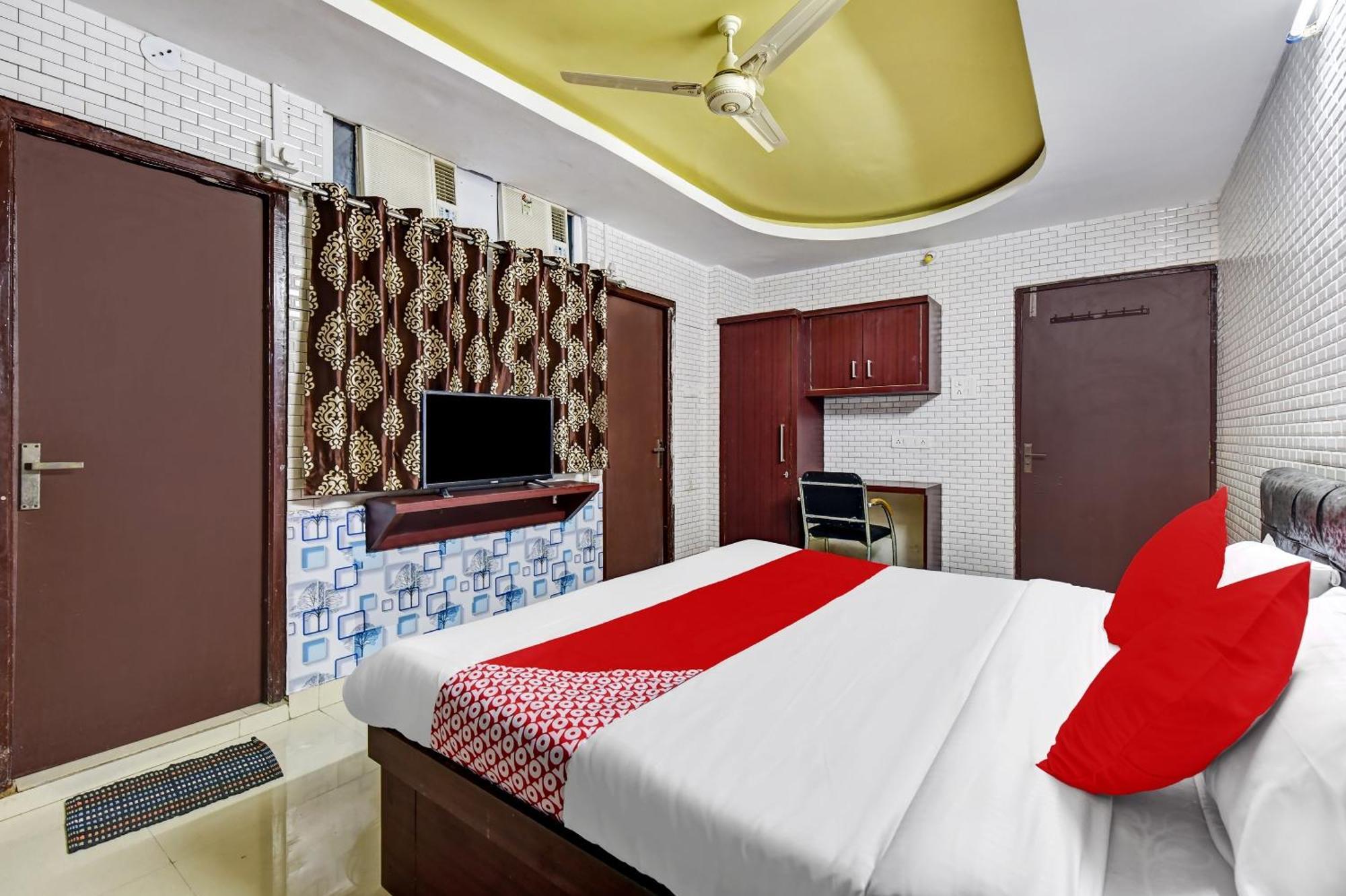 Hotel O Eleven Hotel & Banquet Kota  Bagian luar foto
